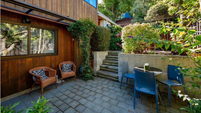 Villa Tuke- Free Parking- Fire Place - image 2