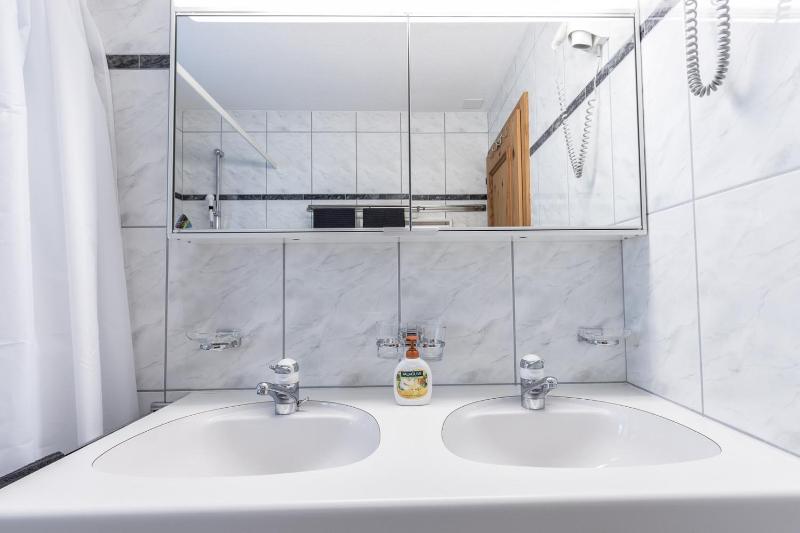 Apartment image 4