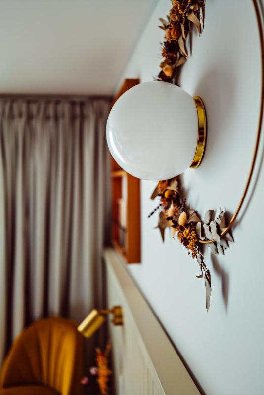 Superior Twin Room with Garden View or Street View image 3