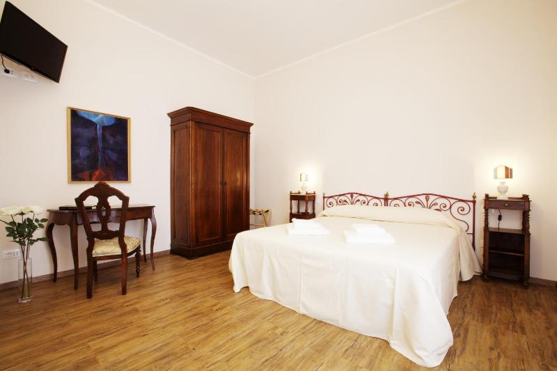 Superior Double Room image 1