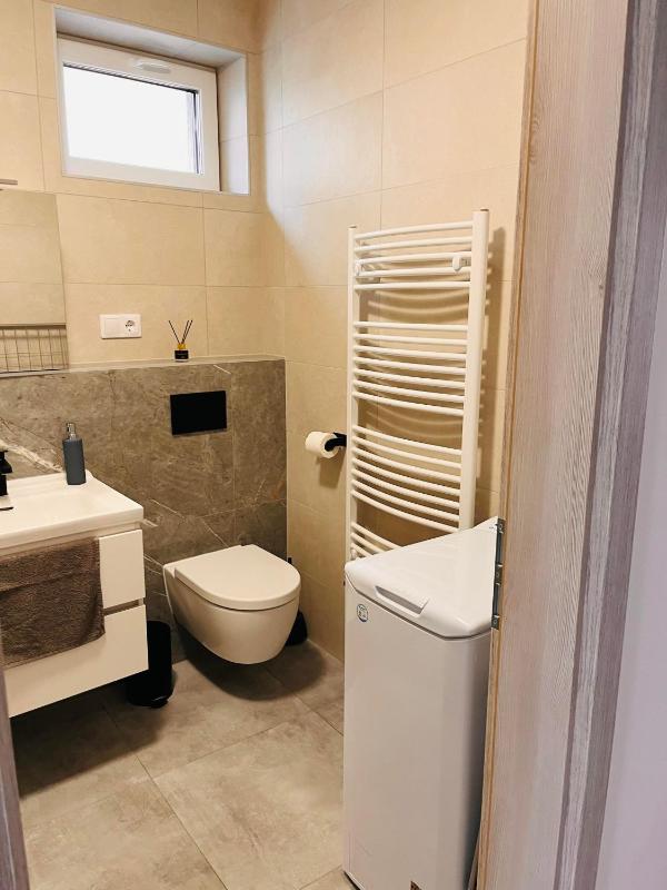 Gréta Lux Apartman - image 26