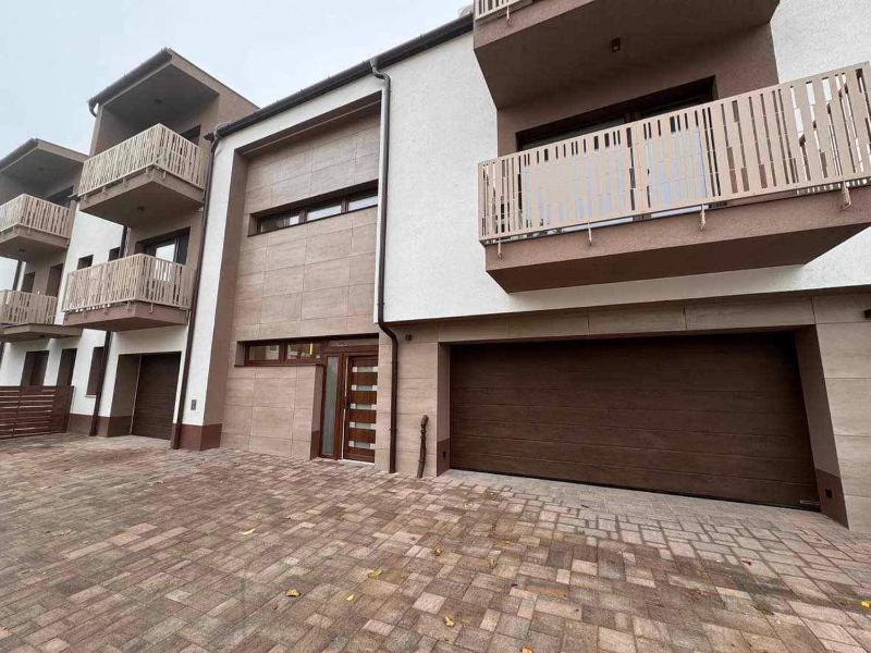 Gréta Lux Apartman - image 14