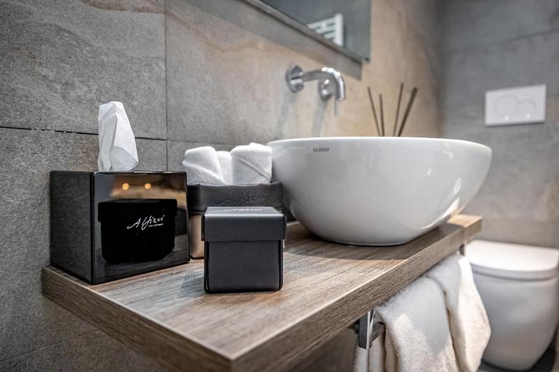 Suite with River View image 1