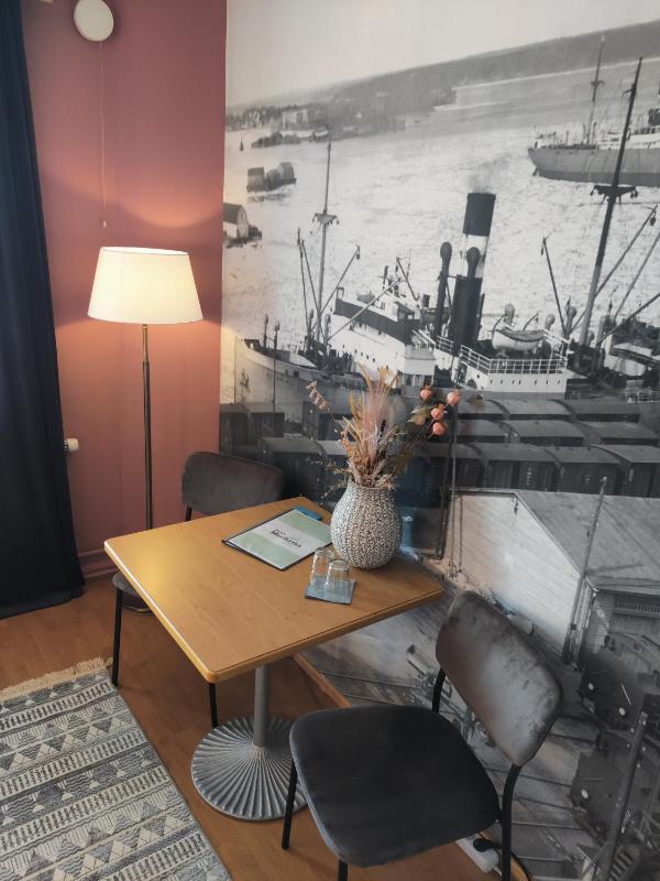 Standard Twin Room image 2