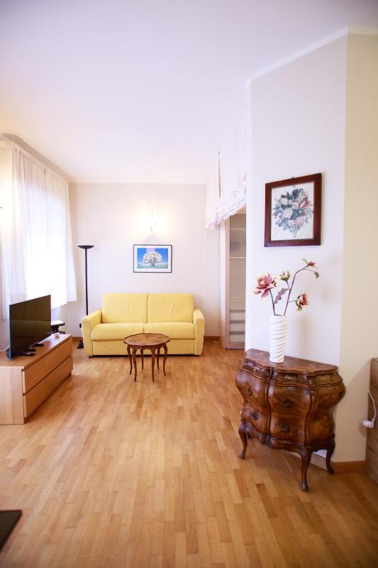 Sofia House with Private Parking Images