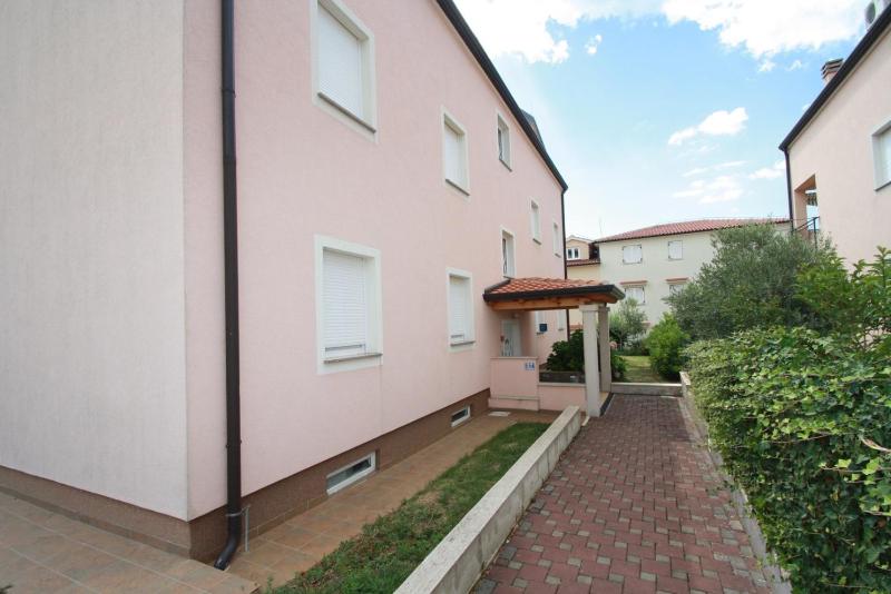 Apartment Mendikovic - image 9