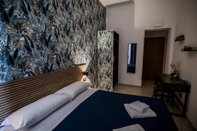 Double or Twin Room with Private Bathroom image 2