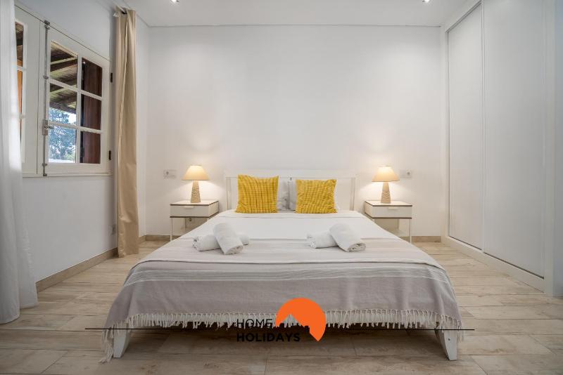 #213 Villa Roja Cozy & Quiet - image 20