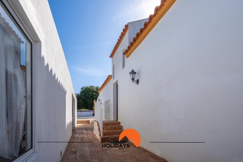 #213 Villa Roja Cozy & Quiet - image 42