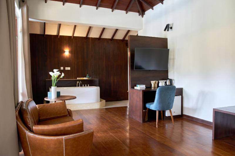 Seahorse Hotel & Spa - image 29