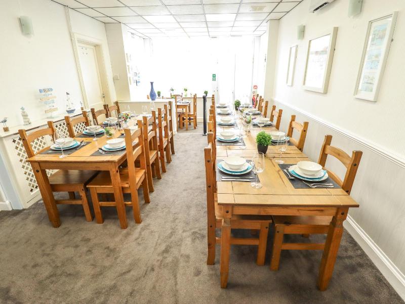 Caxton House - image 47