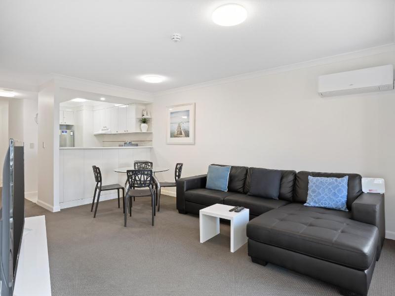 ULTIQA Burleigh Mediterranean Resort - image 12