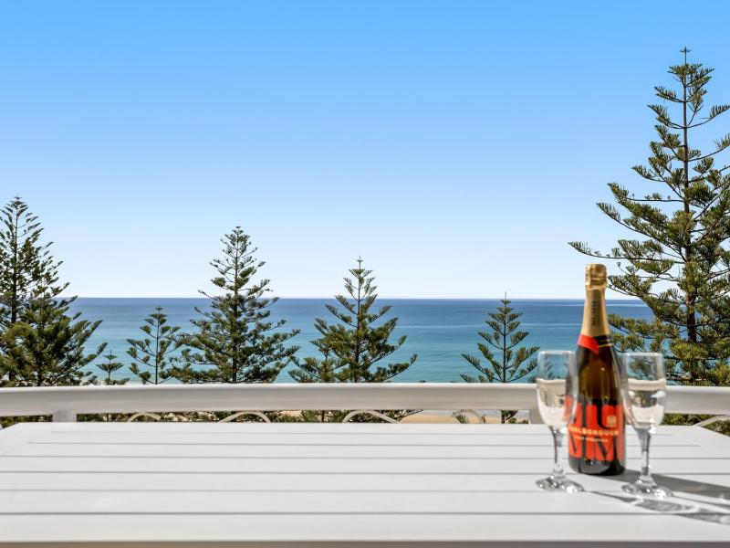 ULTIQA Burleigh Mediterranean Resort - image 13