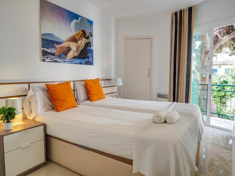Aolani Apartment by Hello Homes Sitges - image 18
