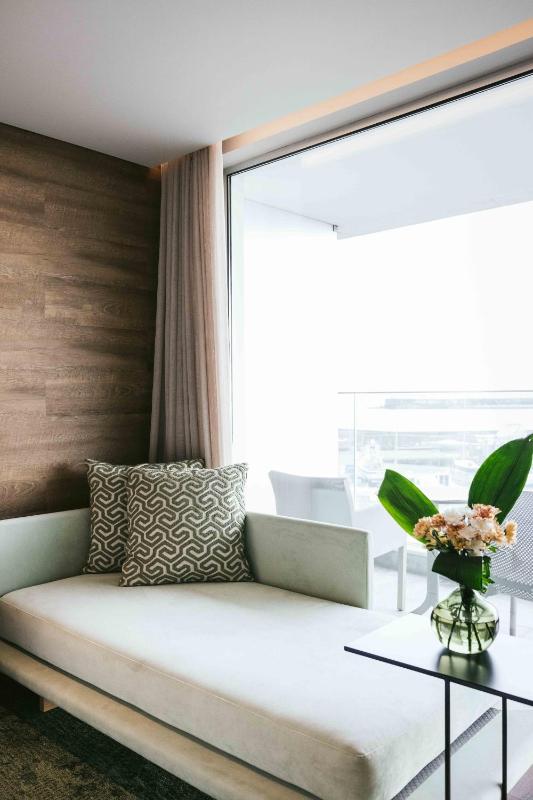 Deluxe Double Room with Sea View image 4