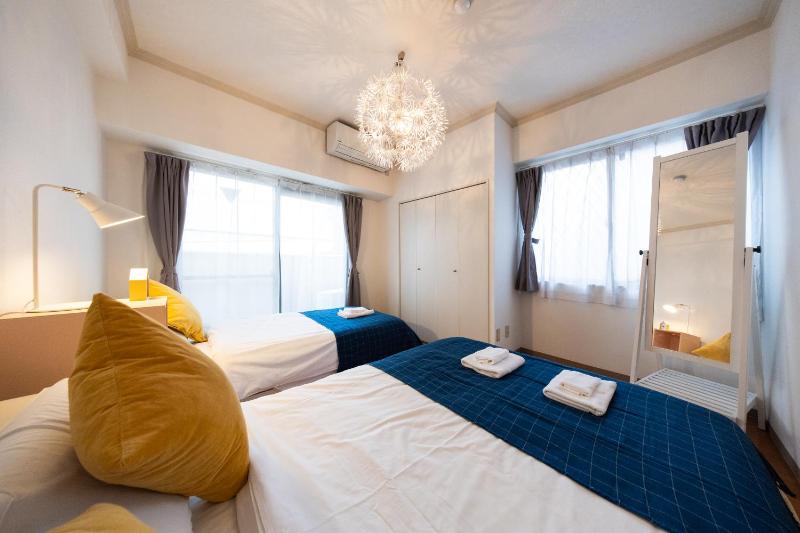 Sky Living Shinsaibashi East - image 16