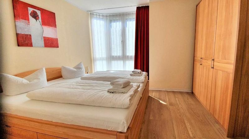 One-Bedroom Apartment image 1
