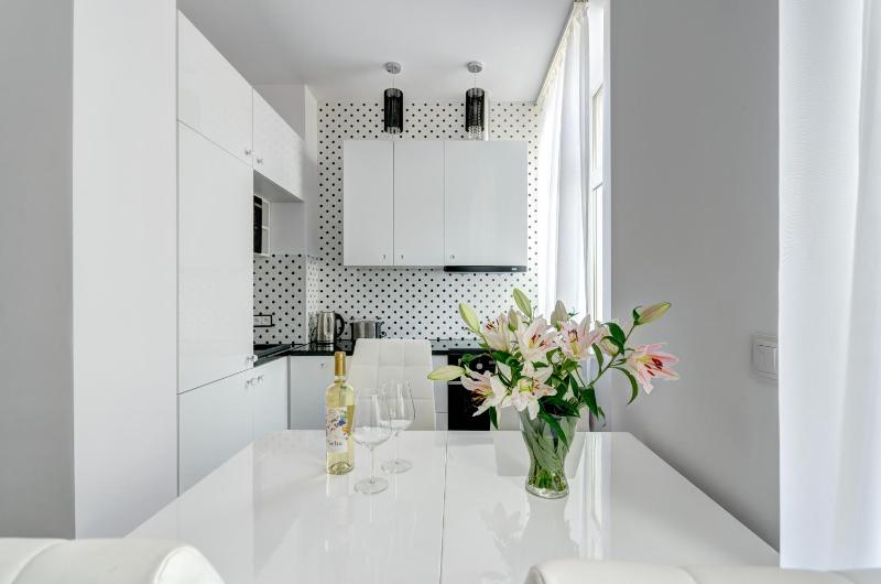 Platinum Residence - Chmielewskiego - image 31