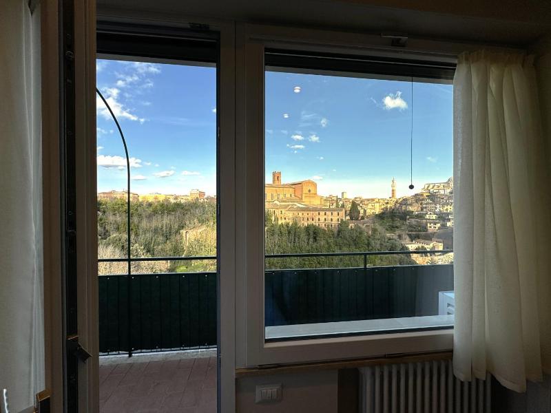 SKYLINE- 3 Apartments with view - image 22