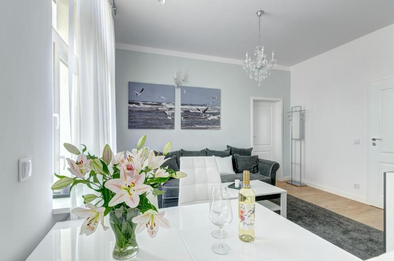 Platinum Residence - Chmielewskiego - image 15