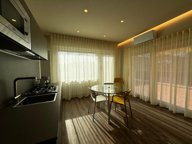 SKYLINE- 3 Apartments with view - image 29