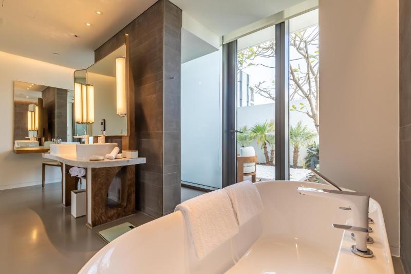 One-Bedroom Villa with Private Pool image 4