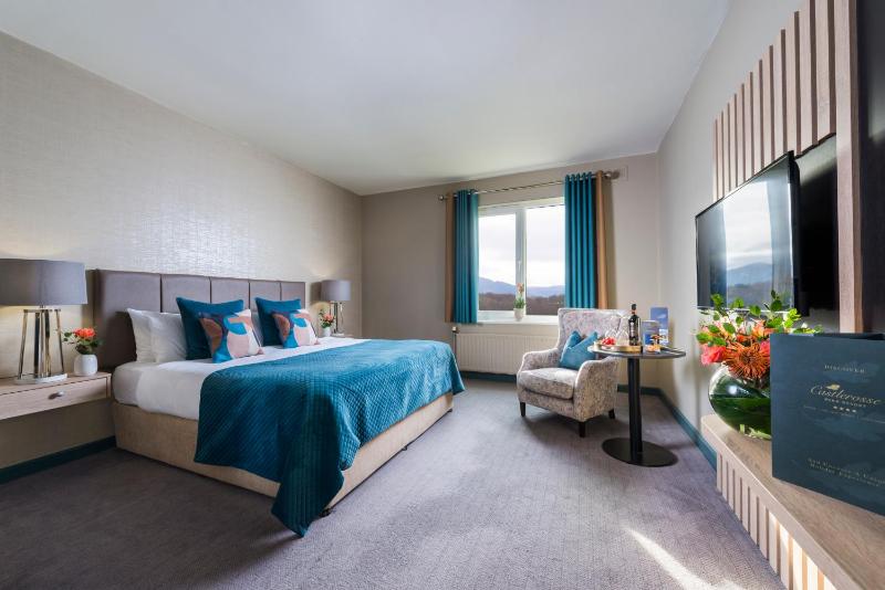 Double Room image 3