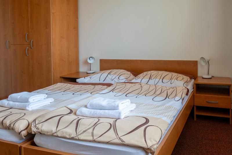 Quadruple Room image 3