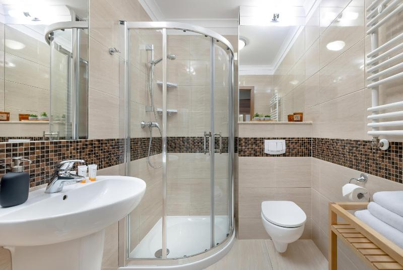 Modern Studio with Balcony 650 m from the Beach by Rent like home - image 13