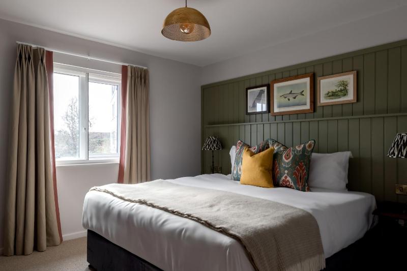Deluxe Double Room image 4