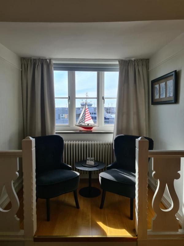 Superior Double Room image 4