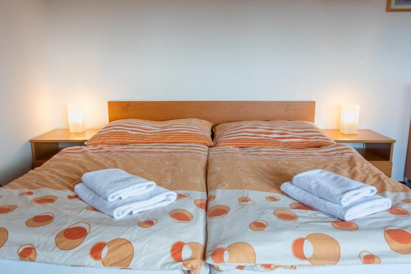 Double Room image 4