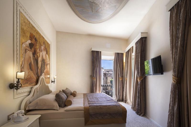 Heritage Hotel Life Palace - image 14
