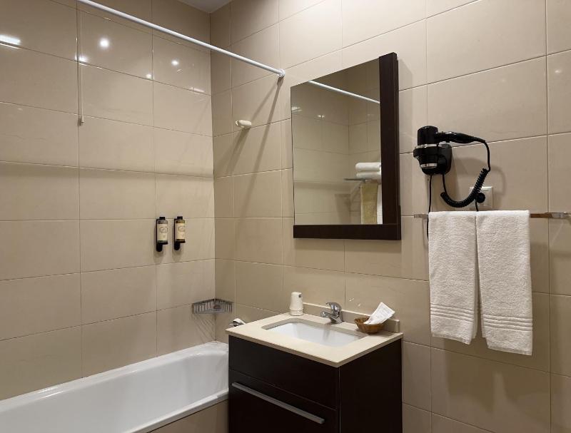 Double Room image 1