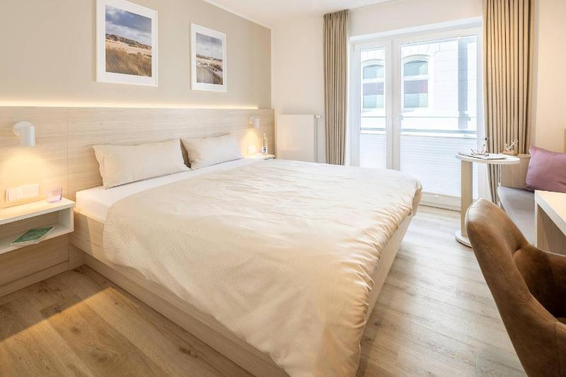 Double Room image 1