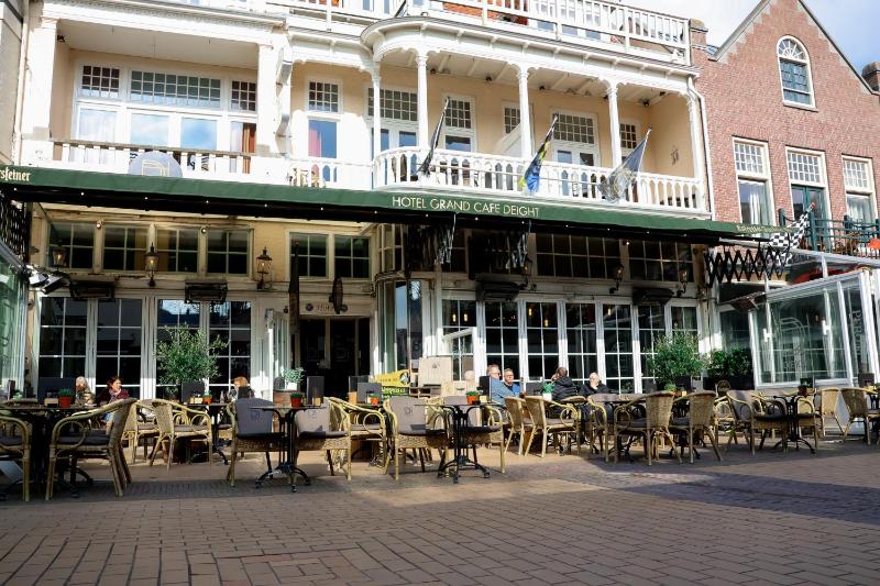 Hotel Grand Cafe Deight - image 39