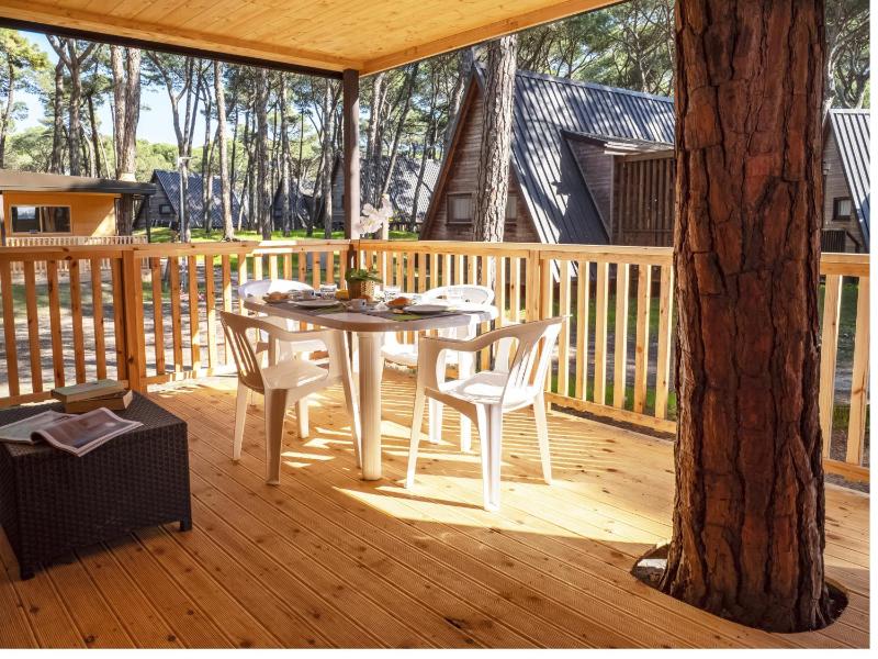 Superior Bungalow image 1