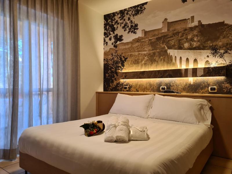 Superior Double Room image 3