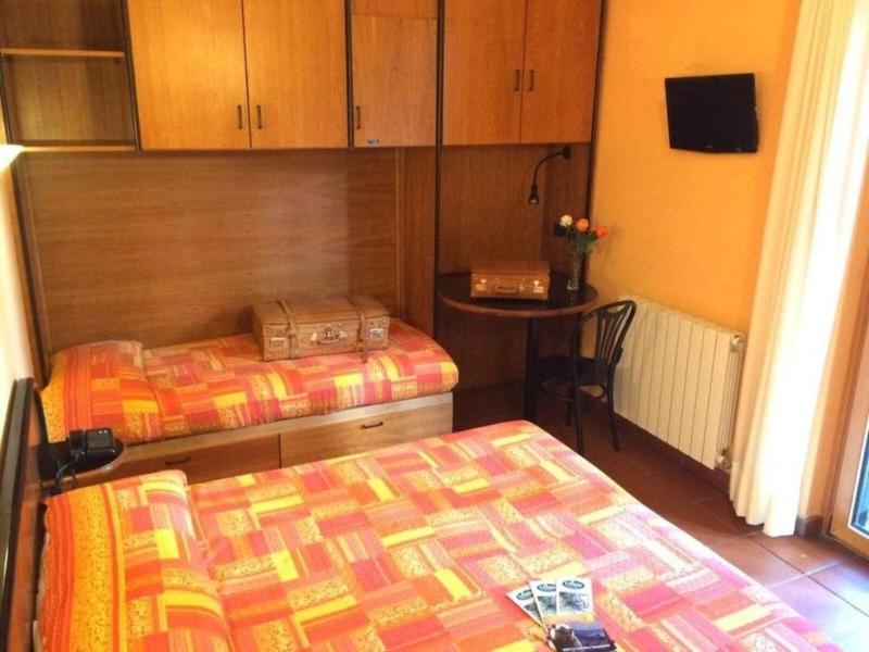 Triple Room image 3