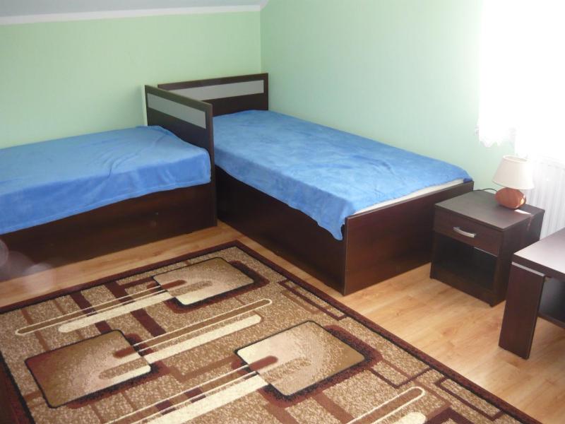 Small Double Room image 3