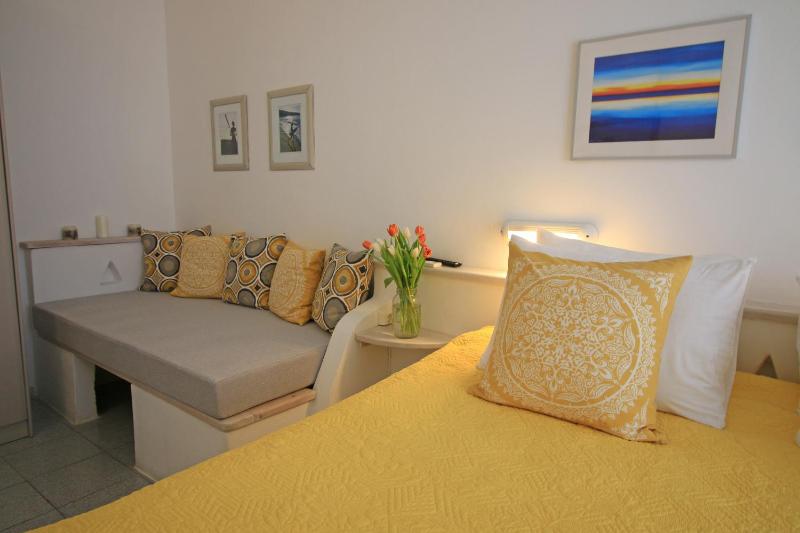 One-Bedroom Apartment image 1