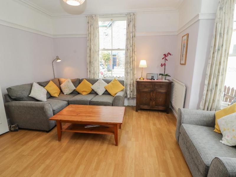 Pelham House - image 10