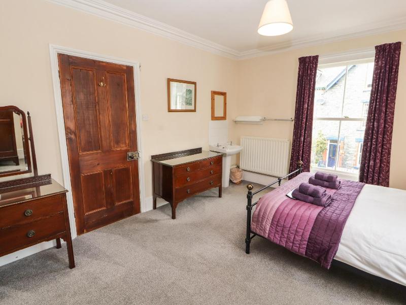 Pelham House - image 22