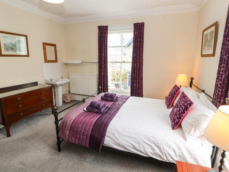 Pelham House - image 29