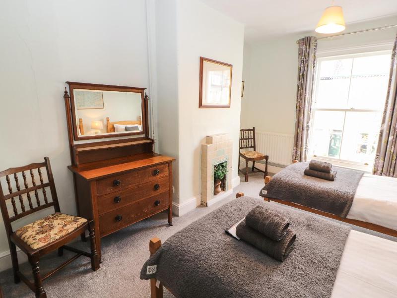 Pelham House - image 16