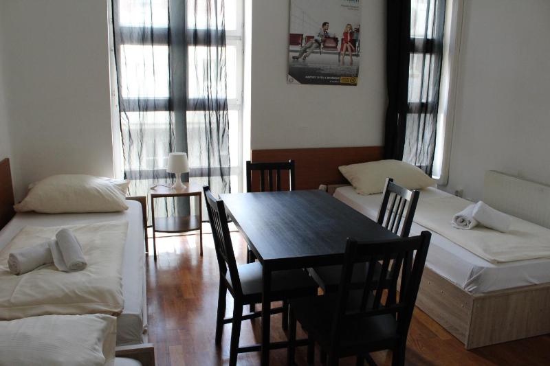 Family Room image 1