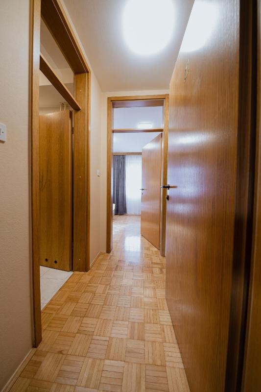 Standard Double Room image 4