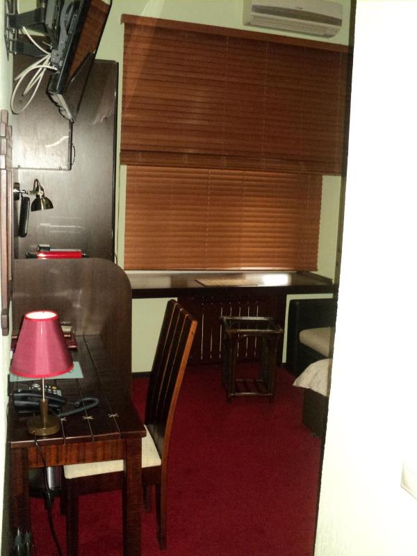 Business Single Room image 3
