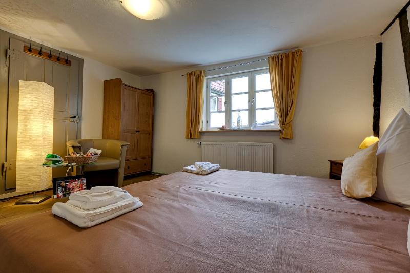Single Room with Private Bathroom image 4