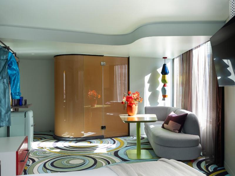 Adge King Room image 4
